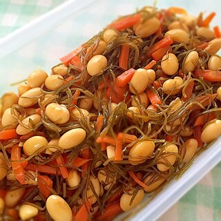 【作り置き 常備菜 】刻み昆布と大豆の煮物